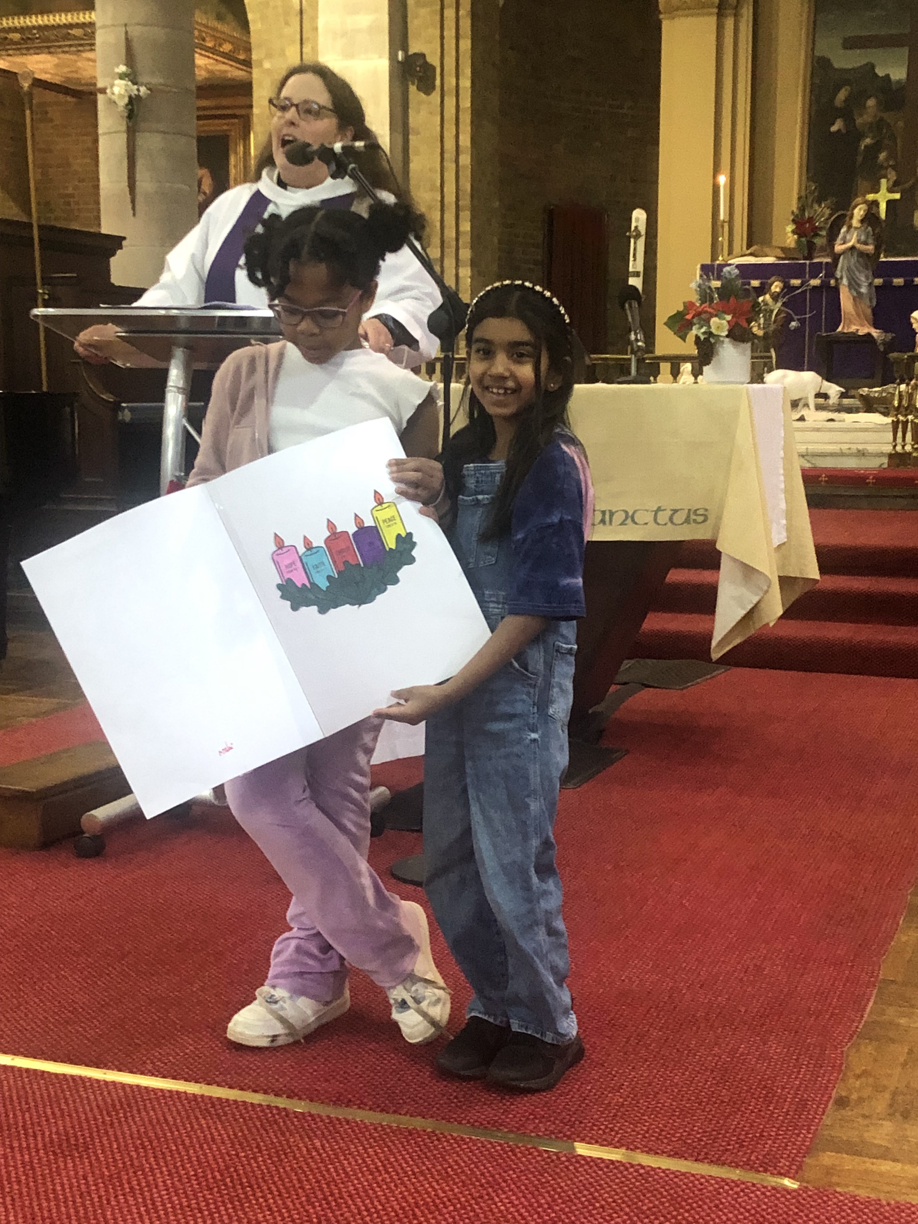 Ceanna and Olivia with card